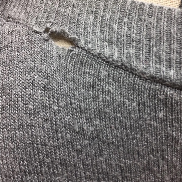 Zara Women Sweater V-Neck Long Sleeve M Gray Pearl Buttons - Picture 10 of 11